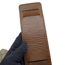 将图像加载到图库查看器中,GUCCI GG Supreme messenger bag Brown/Beige681021 GG Supreme Leather