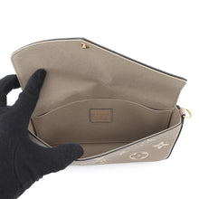 Load image into Gallery viewer, LOUIS VUITTON Felicie Pochette Tourterelle/ClaimM69977 Monogram Empreinte Leather