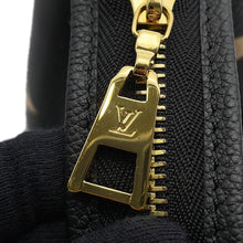 将图像加载到图库查看器中,LOUIS VUITTON Petit Palais Noir/BeigeM58913 Bicolor Monogram Empreinte Leather Size PM