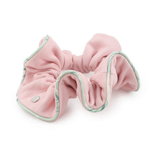 将图像加载到图库查看器中,HERMES Claudia Rose Sakura Lambskin Silk