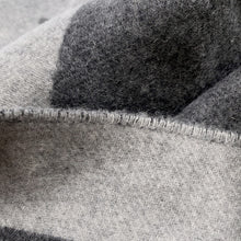 Load image into Gallery viewer, HERMES Scarf《Sangle a Boucle》 Antogracito/Gris Clair Cashmere100%