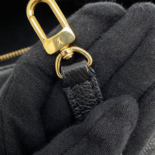 将图像加载到图库查看器中,LOUIS VUITTON Mini Bumbag NoirM46917 Monogram Empreinte Leather