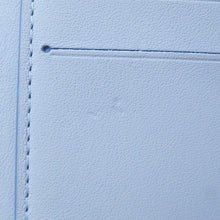 Load image into Gallery viewer, LOUIS VUITTON Portefeuille Capucine Compact lilacM81306 Taurillon Leather