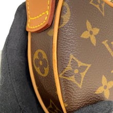 Load image into Gallery viewer, LOUIS VUITTON Pochette・Croissant RedM51510 Monogram