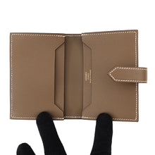 Load image into Gallery viewer, HERMES Bearn Card Case Etoupe Veau Madame
