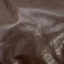 将图像加载到图库查看器中,Valentino Garavani VLTN Logo Backpack Brown Leather