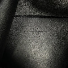 将图像加载到图库查看器中,Valentino Garavani VLTN Logo Backpack Brown Leather