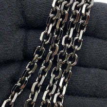 将图像加载到图库查看器中,Valentino Garavani Rock Studded Embossed ChainShoulder Bag GunMetalicQW0P0R59IIZ Patent Leather
