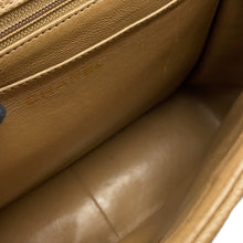 将图像加载到图库查看器中,CHANEL Matelasse Decacoco Chainshoulder Bag Beige Caviar Leather