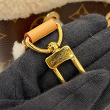 将图像加载到图库查看器中,LOUIS VUITTON Neonoe BrownM46319 Monogram Shearling Size BB