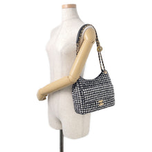 将图像加载到图库查看器中,CHANEL Hobo Bag White/BlackAS4322 Tweed