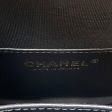 Load image into Gallery viewer, CHANEL Matelasse Heart Shape Bag BlackAS3191 Lambskin Size Large