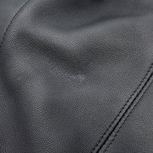 Load image into Gallery viewer, LOEWE Squeeze ChainShoulder Bag BlackA914Q37X01 Melonapalam Size Medium