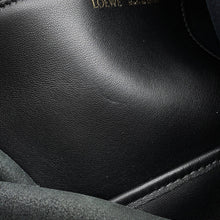 Load image into Gallery viewer, LOEWE Squeeze ChainShoulder Bag BlackA914Q37X01 Melonapalam Size Medium