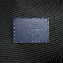 Load image into Gallery viewer, LOUIS VUITTON Discovery・Bumbag Noir/Navy BlueM45729 Monogram Shadow Size PM