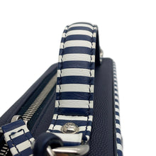 Load image into Gallery viewer, CHANEL CCFiligree ChainShoulder Bag Navy/WhiteA93343 Caviar Leather