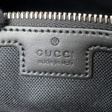 将图像加载到图库查看器中,GUCCI GG Supreme Travel Bag Black/Gray478323 GG Supreme Leather