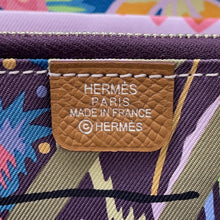 Load image into Gallery viewer, HERMES Azap Long silk in Gold Epsom
