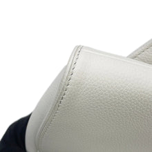 将图像加载到图库查看器中,Dior Saddle bag White Leather Canvas