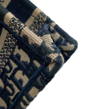 将图像加载到图库查看器中,Dior Book Tote Oblique Embroidery Navy/BeigeS5573CRIW Canvas Size Mini