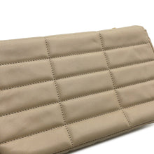 将图像加载到图库查看器中,CELINE Matelasse Mono Chrome Chainshoulder Bag Beige111273EPZ Leather
