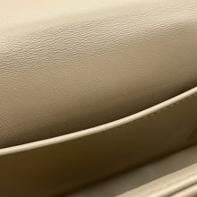 将图像加载到图库查看器中,CELINE Matelasse Mono Chrome Chainshoulder Bag Beige111273EPZ Leather