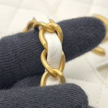 将图像加载到图库查看器中,CHANEL Mini Matelasse Medal Chainshoulder Bag WhiteAS3738 Lambskin