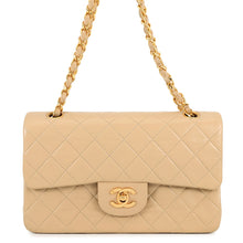 Load image into Gallery viewer, CHANEL Matelasse Chain Shoulder Bag BeigeA01113 Lambskin Size 23