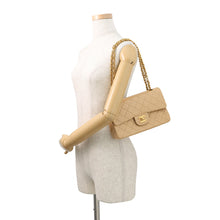 Load image into Gallery viewer, CHANEL Matelasse Chain Shoulder Bag BeigeA01113 Lambskin Size 23