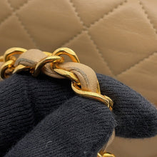 Load image into Gallery viewer, CHANEL Matelasse Chain Shoulder Bag BeigeA01113 Lambskin Size 23