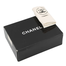 Load image into Gallery viewer, CHANEL Matelasse Chain Shoulder Bag BeigeA01113 Lambskin Size 23