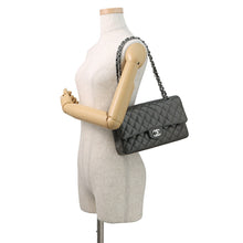 将图像加载到图库查看器中,CHANEL Matelasse Chain Shoulder Bag MetalicSilverA01112 Lambskin Size 25