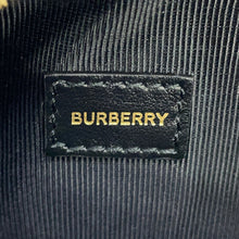 将图像加载到图库查看器中,BURBERRY Icon Stripe Louise Bag Beige/Black/White8051846 PVC