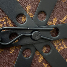 Load image into Gallery viewer, LOUIS VUITTON wheel box NoirM59706 Monogram