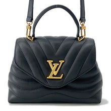 Load image into Gallery viewer, LOUIS VUITTON Hold Me NoirM21720 Calf Leather