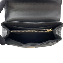 Load image into Gallery viewer, LOUIS VUITTON Hold Me NoirM21720 Calf Leather