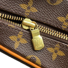 将图像加载到图库查看器中,LOUIS VUITTON Boulogne BrownM51265 Monogram Size 30