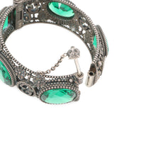 Load image into Gallery viewer, GUCCI Interlocking G Flower Bangle Size 16 Silver/Green SV925