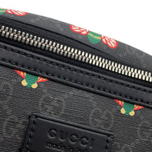 将图像加载到图库查看器中,GUCCI GG Supreme Crossbody Bag Bee Black675181 GG Supreme