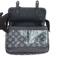 将图像加载到图库查看器中,LOUIS VUITTON Messenger NavyM54248 Monogram・Savannah Chapman Brothers Size PM
