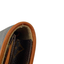 Load image into Gallery viewer, LOUIS VUITTON Pochette Twin BeigeM51852 Monogram Size GM