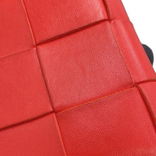 将图像加载到图库查看器中,Bottega Veneta Maxi INTRECCIATO Cassette Bi-fold Wallet Orange Leather