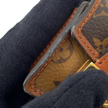 Load image into Gallery viewer, LOUIS VUITTON Bracelet Party Dauphine AirPods Case Brown/NoirM6786A Monogram ・Reverse