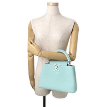将图像加载到图库查看器中,LOUIS VUITTON Capucines Light BlueM22055 Taurillon Leather Size BB