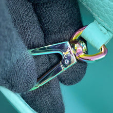 将图像加载到图库查看器中,LOUIS VUITTON Capucines Light BlueM22055 Taurillon Leather Size BB