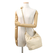 Load image into Gallery viewer, LOEWE Squeeze Bag IvoryA914NCHX01 Leather Size Small