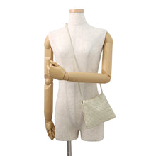 Load image into Gallery viewer, Bottega Veneta INTRECCIATO Dust Bag Shoulder Bag Ivory816987 Calf Leather Size Small