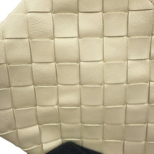 Load image into Gallery viewer, Bottega Veneta INTRECCIATO Dust Bag Shoulder Bag Ivory816987 Calf Leather Size Small