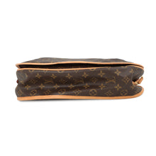 Load image into Gallery viewer, LOUIS VUITTON Menilmontant BrownM40473 Monogram Size MM
