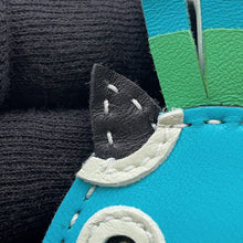 将图像加载到图库查看器中,HERMES Gee Camail Blue Azteque/Black/Vert Comic/Vert Fizz Lambskin